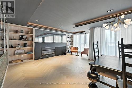 Ph06 - 405 Dundas Street W, Oakville, ON - Indoor With Fireplace