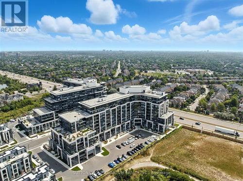 Ph06 - 405 Dundas Street W, Oakville, ON - Outdoor With View