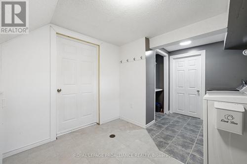 81 Crestview Avenue, Belleville (Belleville Ward), ON - Indoor