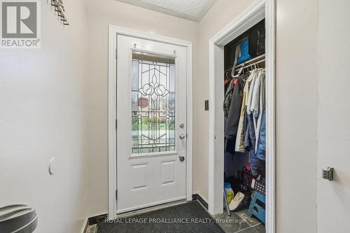 81 Crestview Avenue, Belleville (Belleville Ward), ON - Indoor Photo Showing Other Room