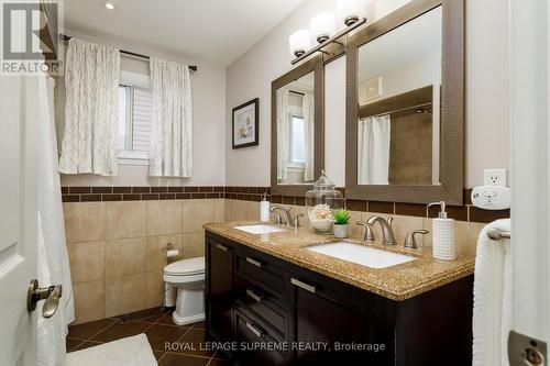 7158 Ridgeland Crescent, Mississauga, ON - Indoor Photo Showing Bathroom