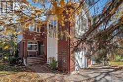 44 ASHPARK CRESCENT  Ottawa, ON K1T 3N8