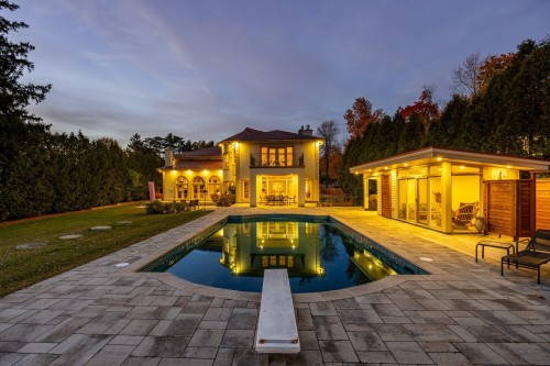 Entrée extérieure - 20110 Ch. Lakeshore, Baie-D'Urfé, QC - Outdoor With Facade