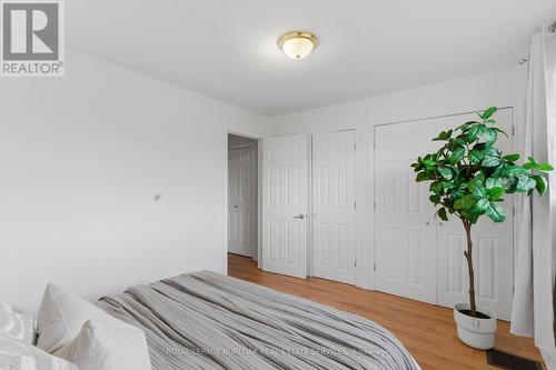 70 Rosemont Avenue, Hamilton, ON - Indoor Photo Showing Bedroom