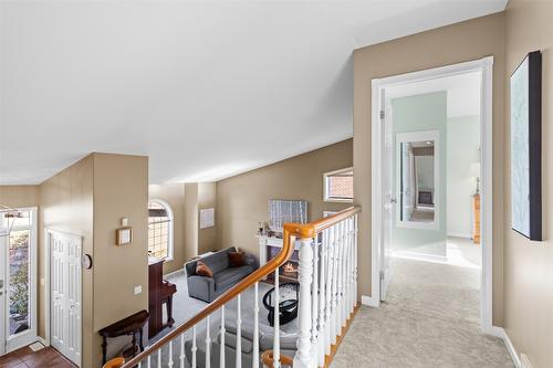 1909 Glen Gary Drive, Kamloops, BC - Indoor Photo Showing Other Room