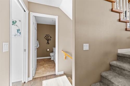 1909 Glen Gary Drive, Kamloops, BC - Indoor Photo Showing Other Room