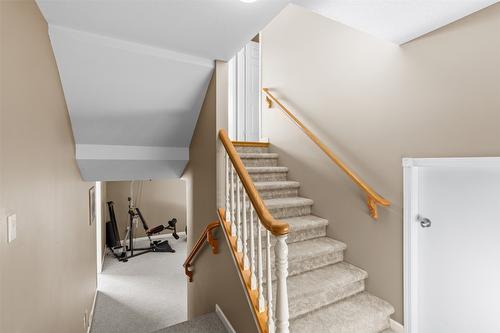 1909 Glen Gary Drive, Kamloops, BC - Indoor Photo Showing Other Room