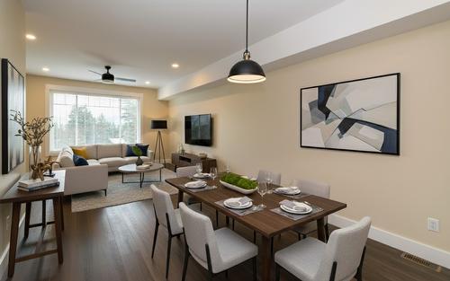 4-1910 11 Avenue, Salmon Arm, BC - Indoor Photo Showing Dining Room