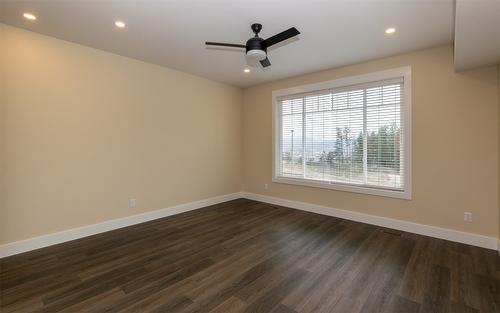 4-1910 11 Avenue, Salmon Arm, BC - Indoor Photo Showing Other Room