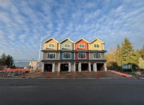 5-1910 11 Avenue, Salmon Arm, BC - Outdoor With Facade