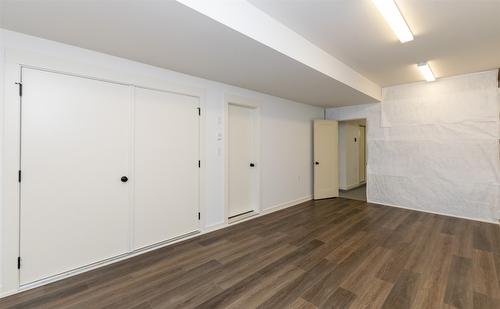 5-1910 11 Avenue, Salmon Arm, BC - Indoor Photo Showing Other Room