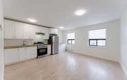 C-2584 Yonge Street  Toronto, ON M4P 2J3