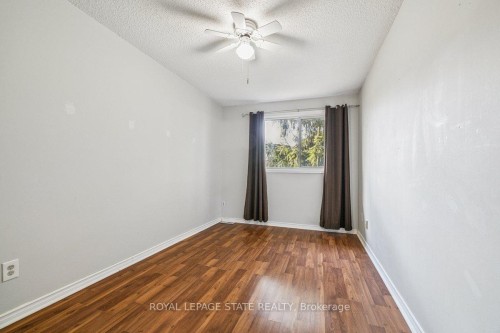 17-1455 Garth Street, Hamilton, ON - Indoor Photo Showing Other Room