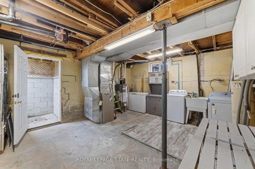 2383 Kirk Road, Hamilton, ON - Indoor