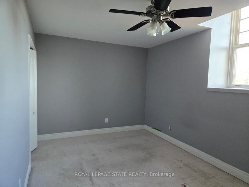 4143 Cedar Springs Road, Burlington, ON - Indoor Photo Showing Other Room