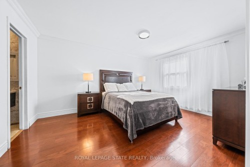 46 Novoco Drive, Hamilton, ON - Indoor Photo Showing Bedroom