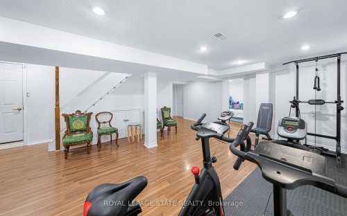 46 Novoco Drive, Hamilton, ON - Indoor Photo Showing Gym Room
