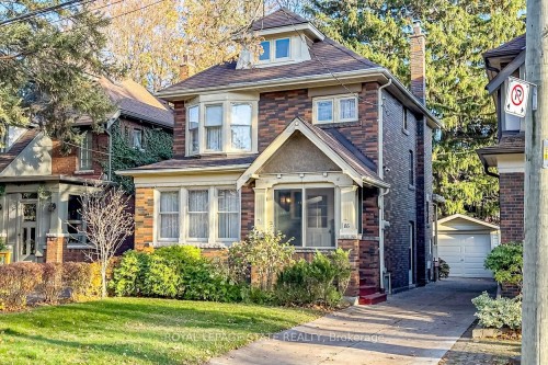 86 Dromore Crescent, Hamilton, ON - Outdoor With Facade