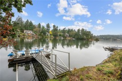 2868 Glenwood Ave  Saanich, BC V9A 2A2