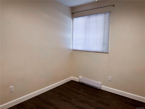 130-6711 Dover Rd, Nanaimo, BC - Indoor Photo Showing Other Room