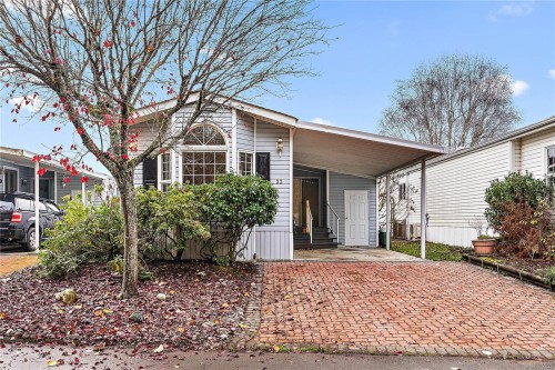 33-7401 Central Saanich Rd, Central Saanich, BC 