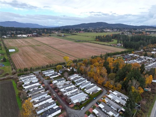 33-7401 Central Saanich Rd, Central Saanich, BC 