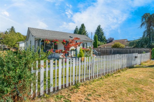 4955 Elizabeth St, Port Alberni, BC 