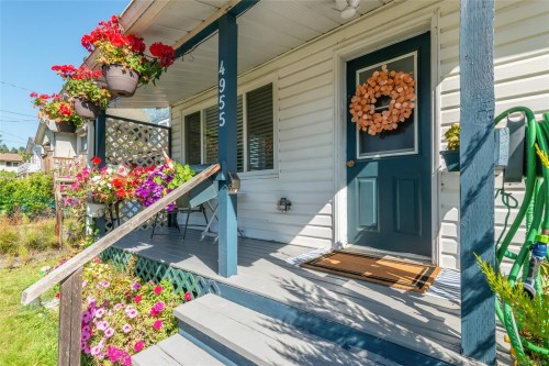 4955 Elizabeth St, Port Alberni, BC 