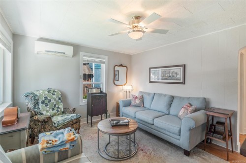 4955 Elizabeth St, Port Alberni, BC 