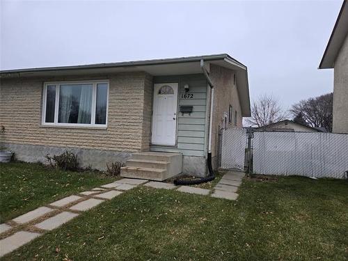 1672 Rothesay St, Winnipeg, MB 