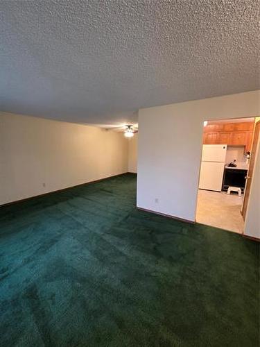 1672 Rothesay St, Winnipeg, MB 