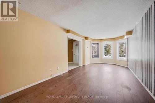 5364 Champlain Trail, Mississauga, ON - Indoor Photo Showing Other Room