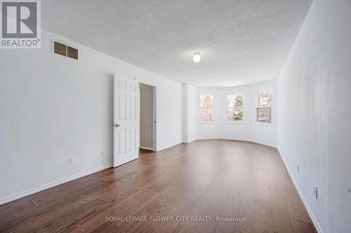 5364 Champlain Trail, Mississauga, ON - Indoor Photo Showing Other Room