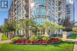 1202 - 8 PEMBERTON AVENUE  Toronto, ON M2M 1Y1