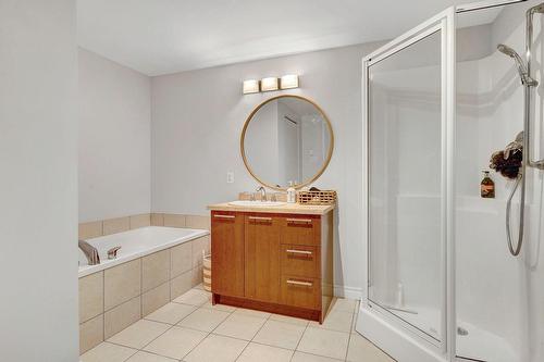 Bathroom - 405-1425 Boul. Le Corbusier, Laval (Laval-Des-Rapides), QC - Indoor Photo Showing Bathroom
