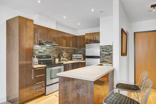 Kitchen - 405-1425 Boul. Le Corbusier, Laval (Laval-Des-Rapides), QC - Indoor Photo Showing Kitchen