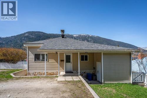 1200 Front Street  Nelson, BC V1L 4C4