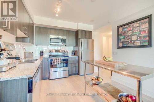 610 - 1215 Bayly Street, Pickering, ON - Indoor Photo Showing Kitchen