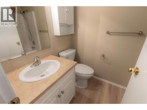 1507 Alta Vista Road, Kelowna, BC - Indoor Photo Showing Bathroom