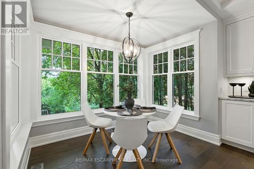 391 Patricia Drive, Burlington, ON - Indoor Photo Showing Dining Room