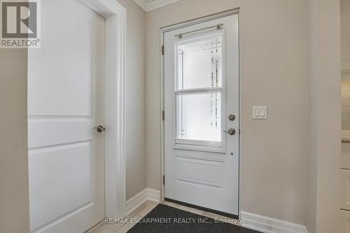 47 Szollosy Circle, Hamilton, ON - Indoor Photo Showing Other Room