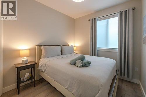 535 Westminster Avenue W Unit# 102, Penticton, BC - Indoor Photo Showing Bedroom