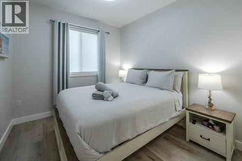 535 Westminster Avenue W Unit# 102, Penticton, BC - Indoor Photo Showing Bedroom