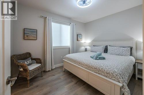 535 Westminster Avenue W Unit# 102, Penticton, BC - Indoor Photo Showing Bedroom