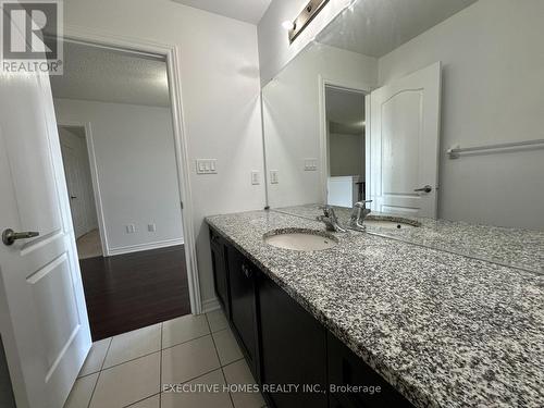 21 Elmcrest Drive, Brampton, ON - Indoor Photo Showing Bathroom