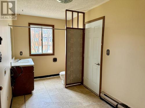 LA and 2pc bath - 1030 Yonge Street S, Brockton, ON - Indoor Photo Showing Other Room