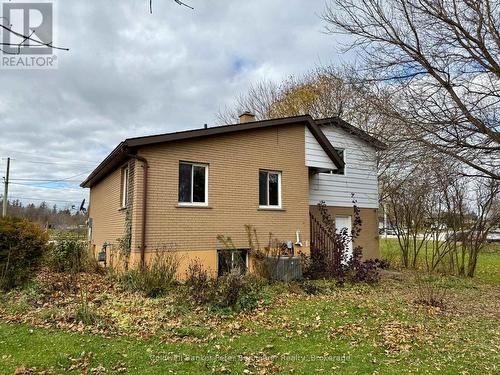 Back of house - 1030 Yonge Street S, Brockton, ON - Outdoor