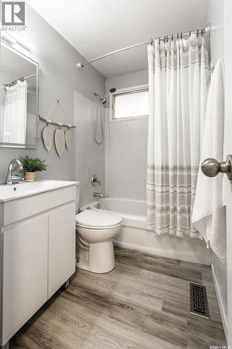 124 Mcmaster Crescent, Saskatoon, SK - Indoor Photo Showing Bathroom