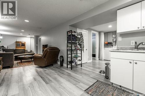 124 Mcmaster Crescent, Saskatoon, SK - Indoor