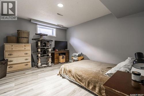 124 Mcmaster Crescent, Saskatoon, SK - Indoor Photo Showing Bedroom